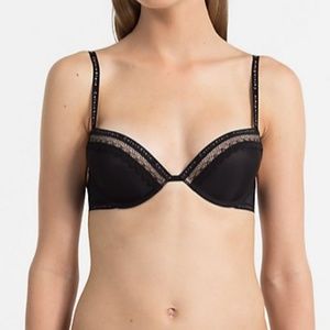 CALVIN KLEIN BRAND NEW PUSH UP BRA SIZE 34D